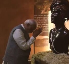 15 नवंबर जन्म जयंती समारोह के अवसर पर जनजातीय गौरव और विरासत का प्रतीकात्मक चित्र।