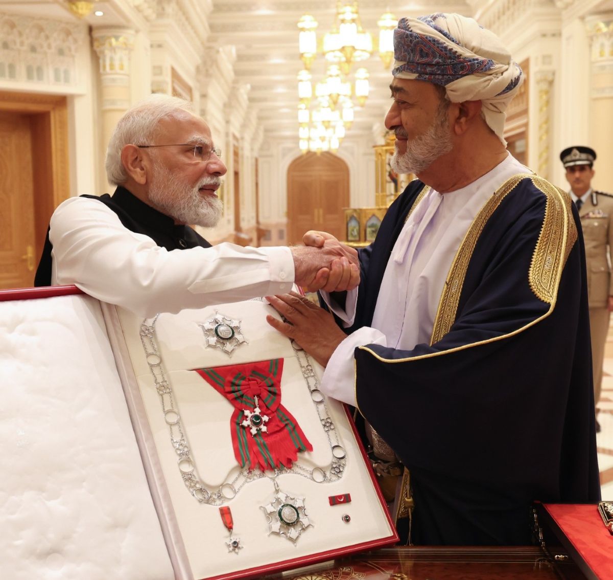ओमान ने पीएम मोदी को दिया सर्वोच्च नागरिक सम्मान, 29 देशों से सम्मानित होने वाले पहले भारतीय प्रधानमंत्री